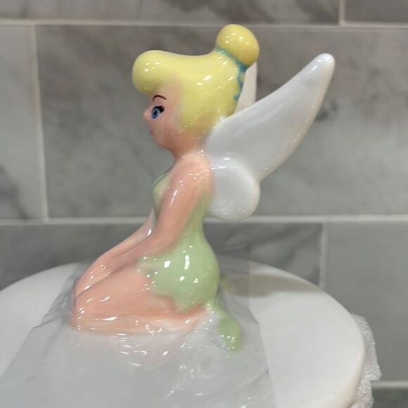 NWT Gorgeous 3D Rae Dunn Disney Mug White Ceramic Tinkerbell Tinker Bell - Picture 6 of 12